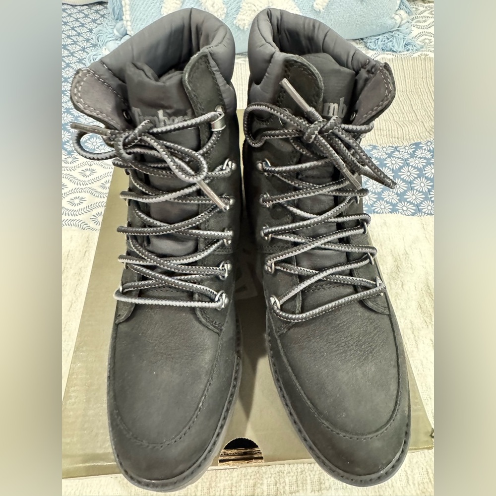 Timberland Courmayeur Valley Hiking Boot - Women's size 8, black nubuck, NIB! - Picture 7 of 11